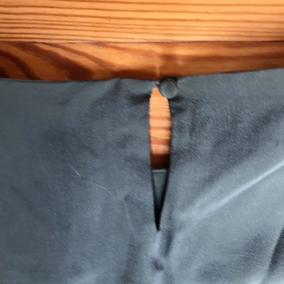 Spenser Jeremy Green Boxy Silk Long Sleeve Top, EUC, 12 - Picture 13 of 14